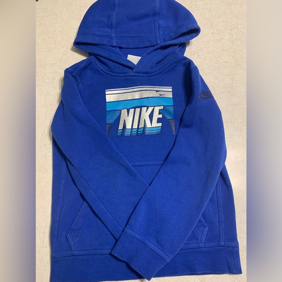 Nike kids hoodie, size XS - Picture 2 of 7